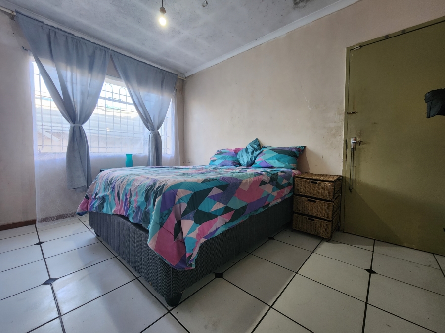 3 Bedroom Property for Sale in Devon Park Western Cape